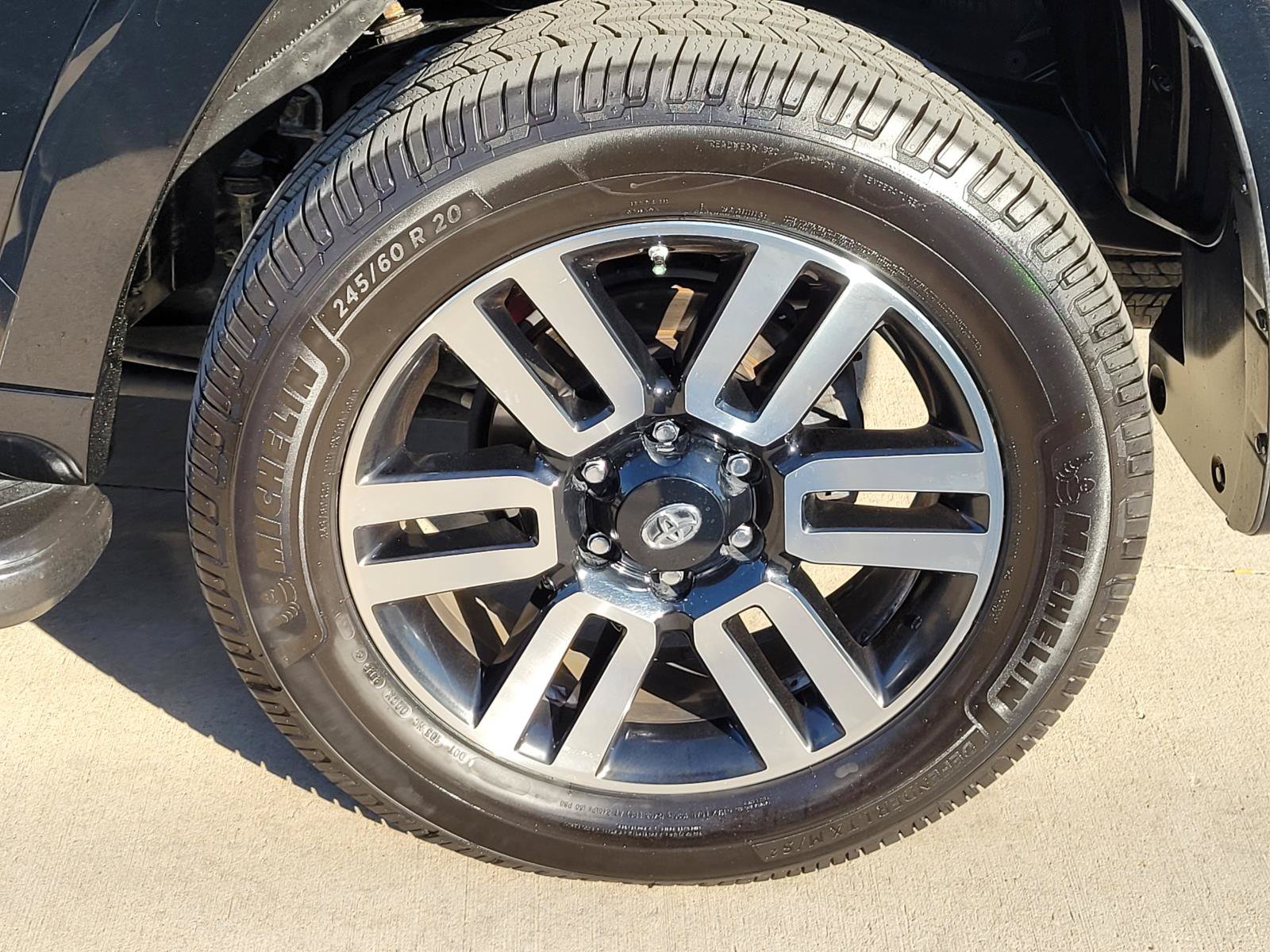 Used 2019 Toyota 4Runner Limited AWD/4WD image 22