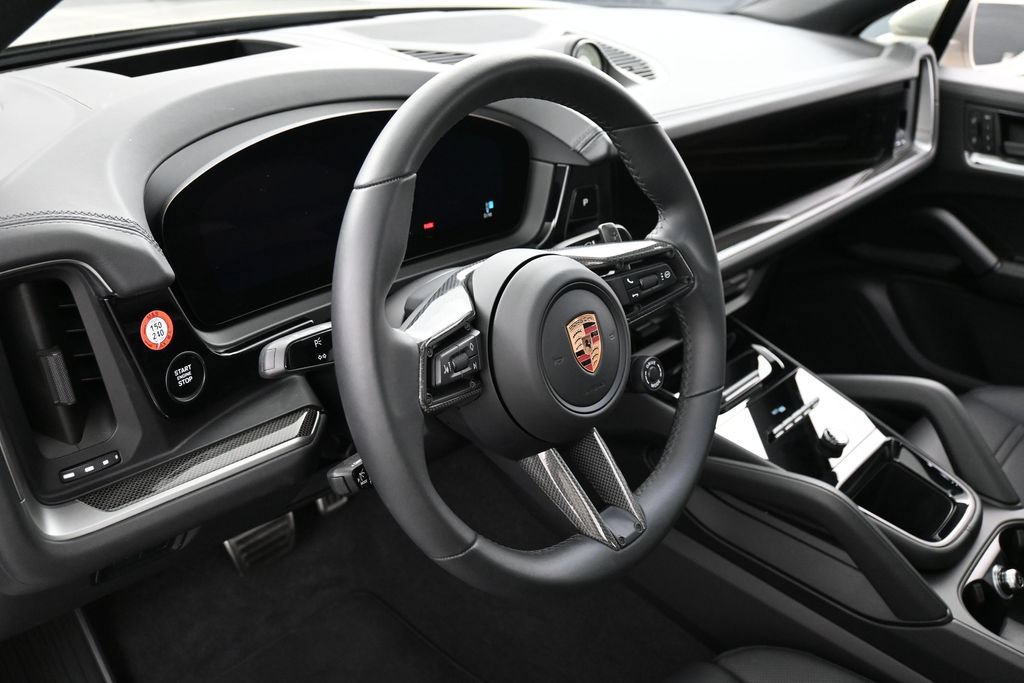 Certified 2026 Porsche Cayenne S AWD/4WD image 16