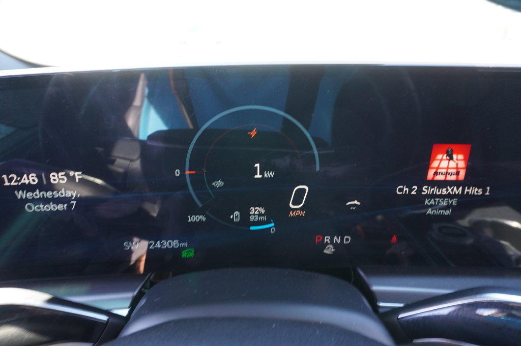Certified 2024 Cadillac Lyriq Tech w/ Driver Assist Package RWD image 21