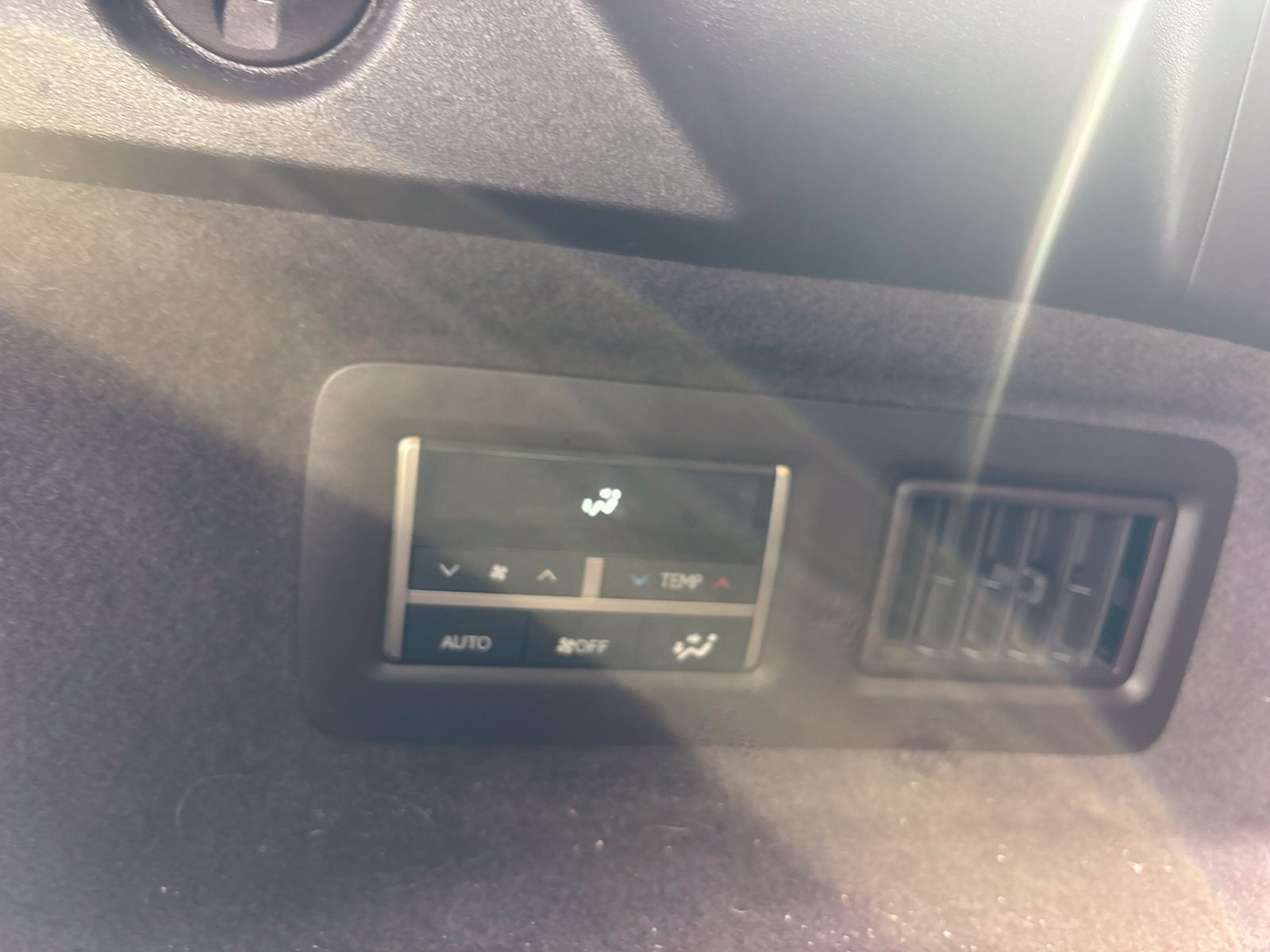 Used 2018 Lexus RX 350L FWD image 12