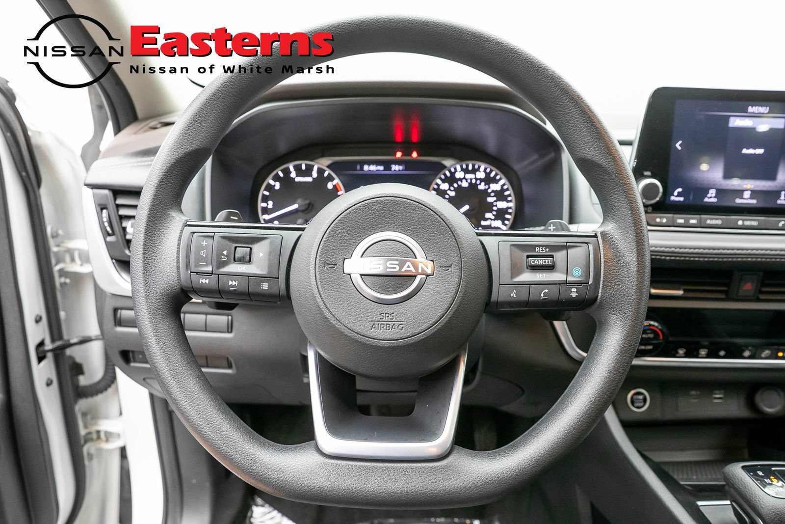 Used 2023 Nissan Rogue SV AWD/4WD image 12