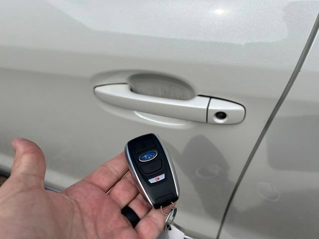Used 2016 Subaru Forester 2.5i Touring w/ Eyesight & Navigation System AWD/4WD image 18
