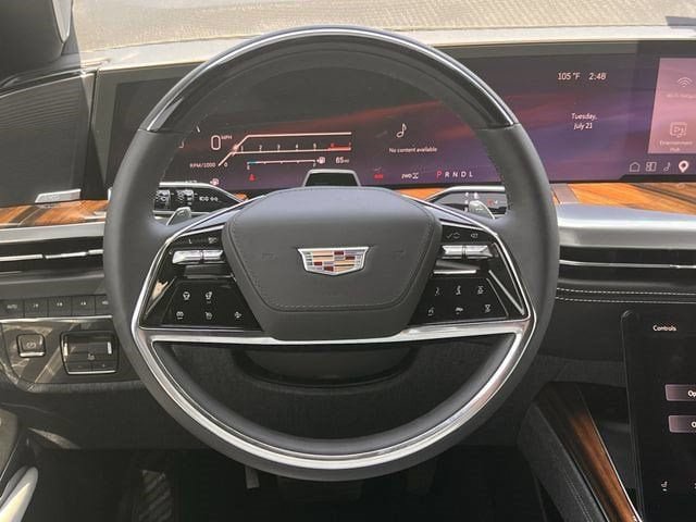 New 2026 Cadillac Escalade ESV Platinum Luxury AWD/4WD image 11