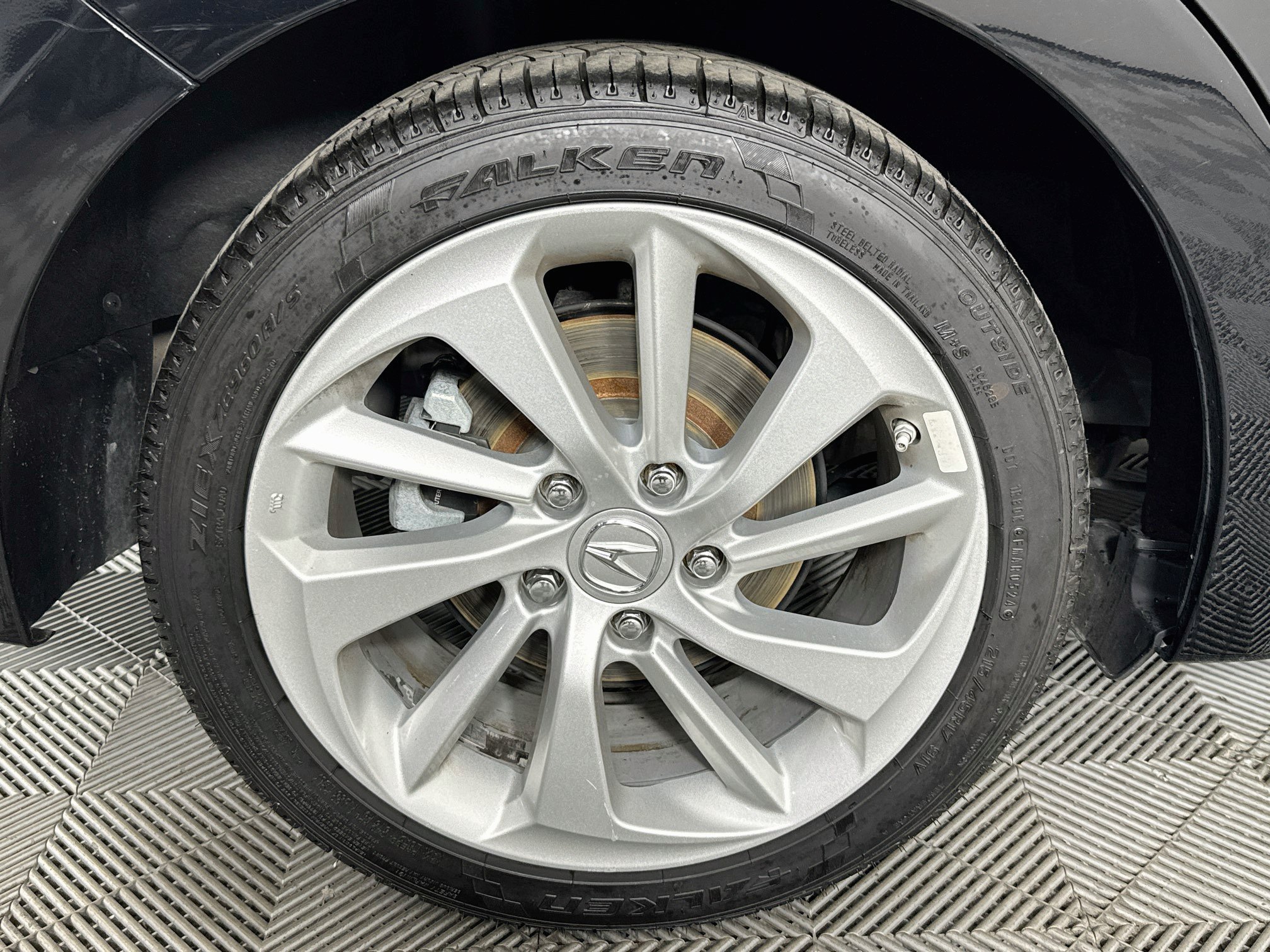 Used 2017 Acura ILX FWD image 31