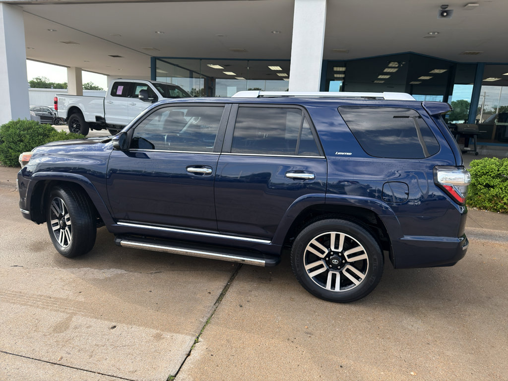 Used 2016 Toyota 4Runner Limited AWD/4WD image 9