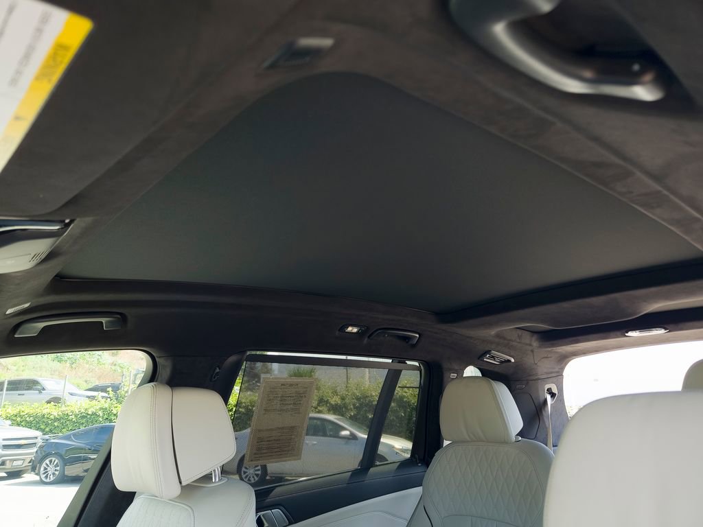 Used 2024 BMW X7 M60i w/ Executive Package AWD/4WD image 15