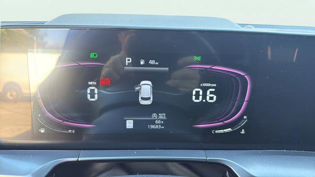 Used 2024 Kia Telluride S w/ S Sunroof Package FWD image 14