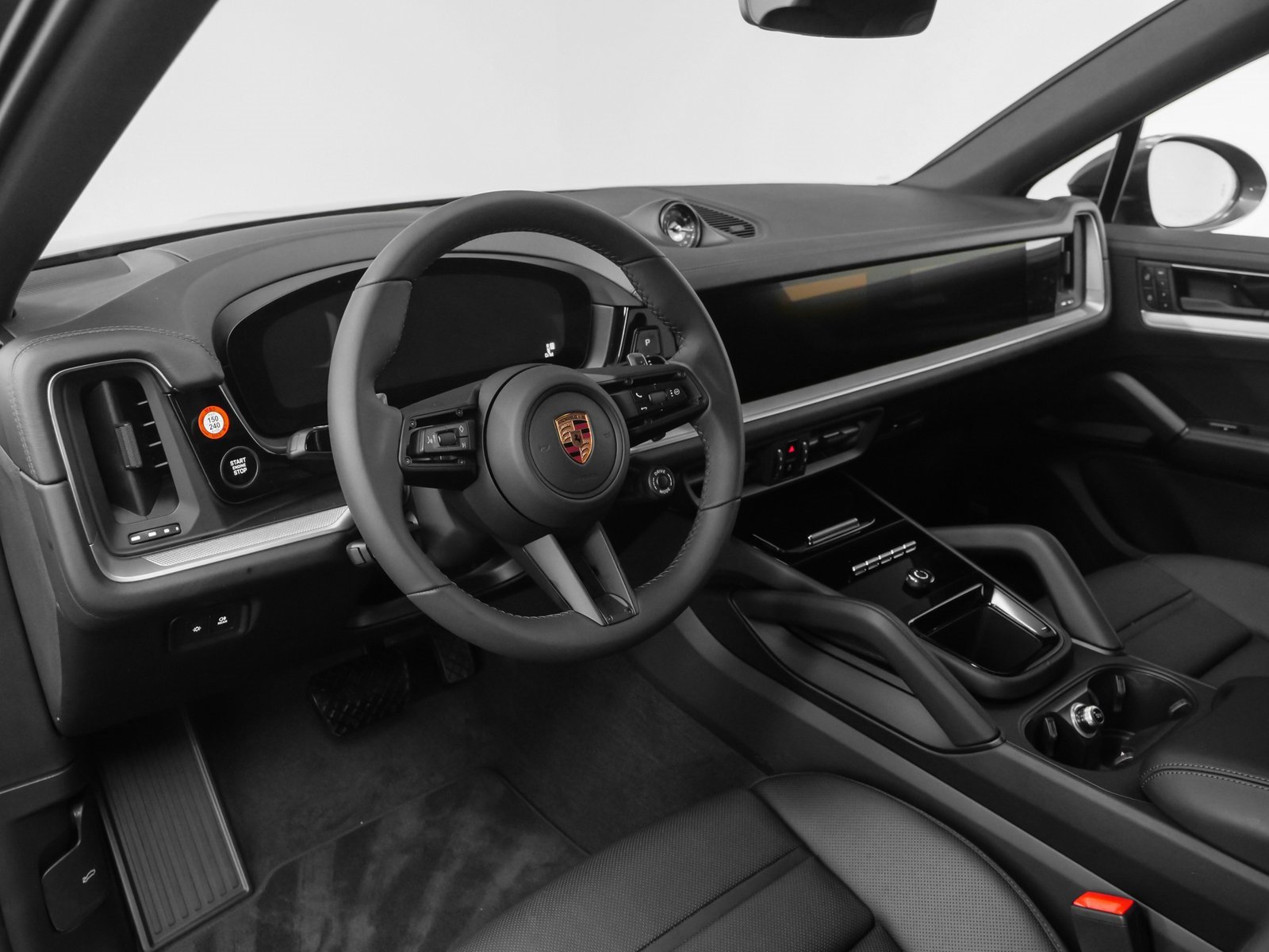 Certified 2025 Porsche Cayenne Coupe image 41