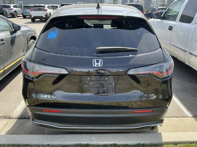 Used 2025 Honda HR-V Sport image 7