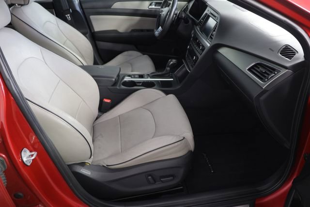 Used 2017 Hyundai Sonata Limited 2.0T w/ Cargo Package image 24