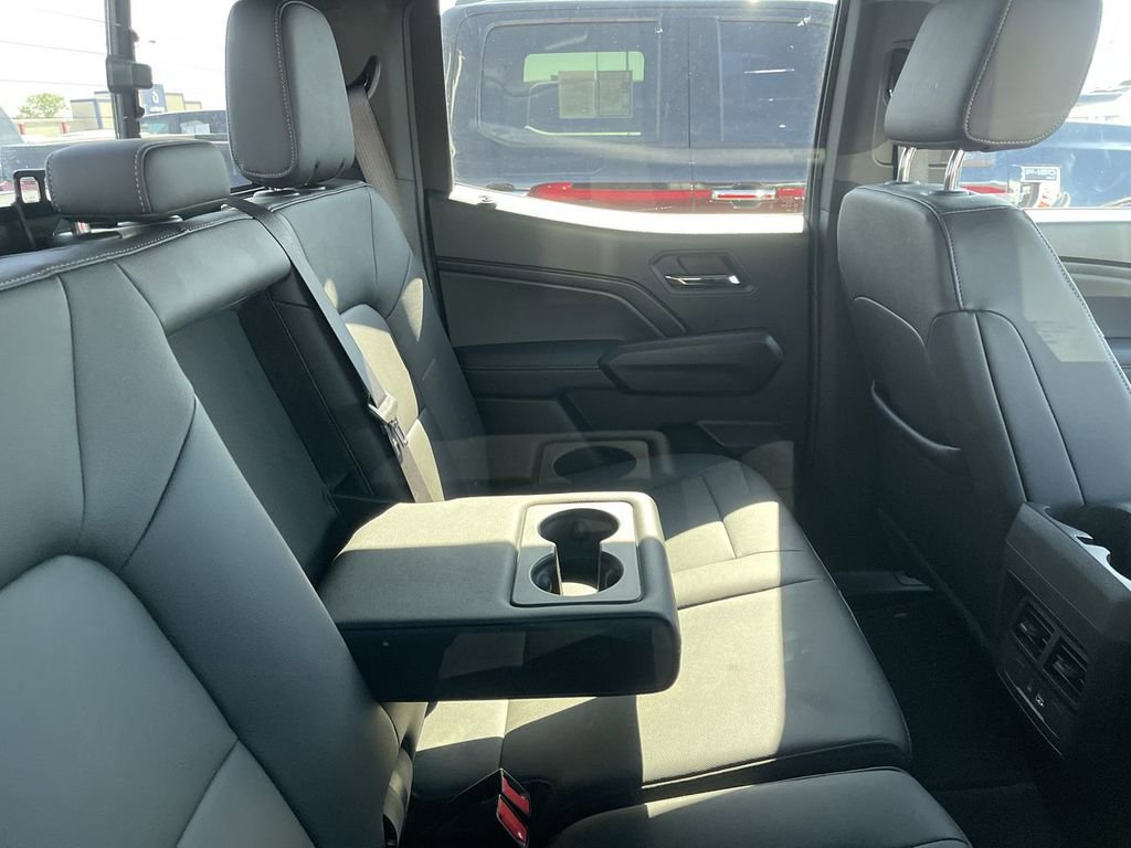 Used 2024 Chevrolet Colorado LT w/ LT Convenience Package III AWD/4WD image 11