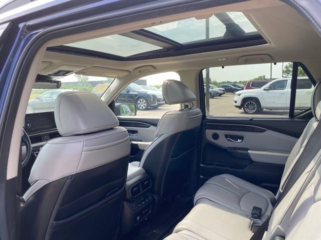 Used 2024 Honda Pilot Elite image 19