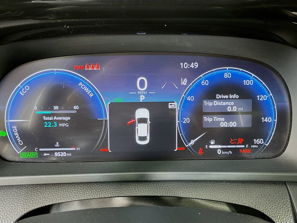 Used 2025 Toyota Crown XLE AWD/4WD image 18