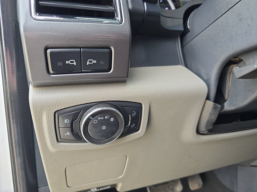 Used 2022 Ford F250 XLT w/ XLT Value Package AWD/4WD image 25