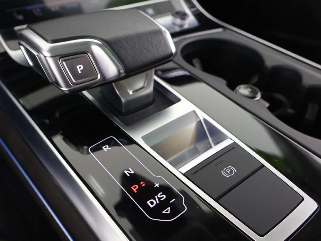 Certified 2023 Audi Q8 Premium Plus w/ Premium Plus Package AWD/4WD image 4