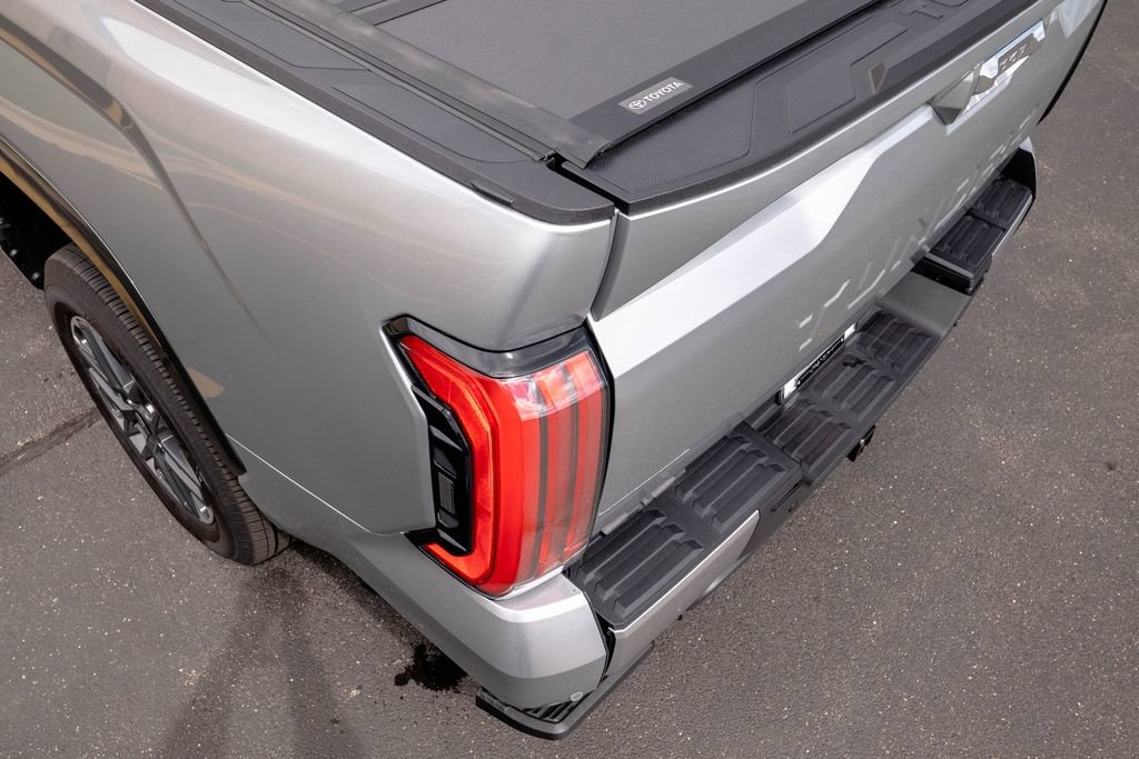 New 2026 Toyota Tundra Limited AWD/4WD image 12