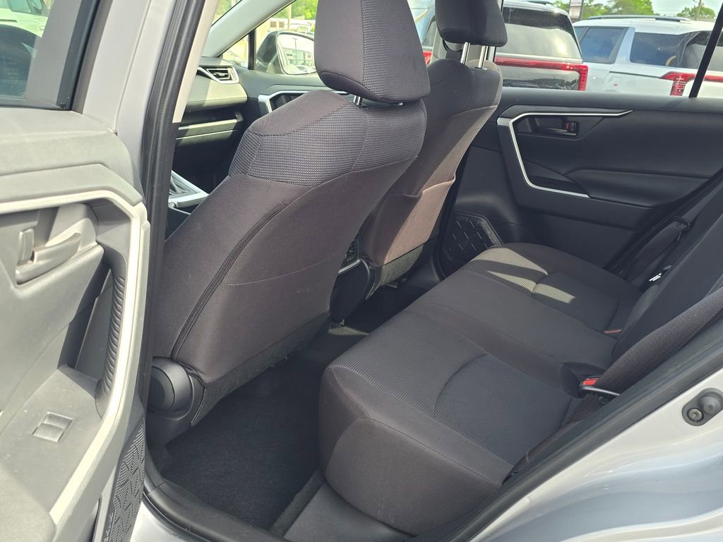Used 2025 Toyota RAV4 LE FWD image 10