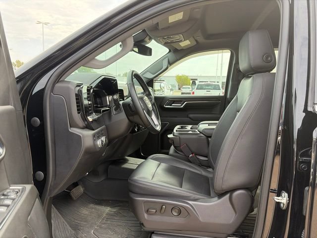 Used 2023 GMC Sierra 1500 SLT AWD/4WD image 11