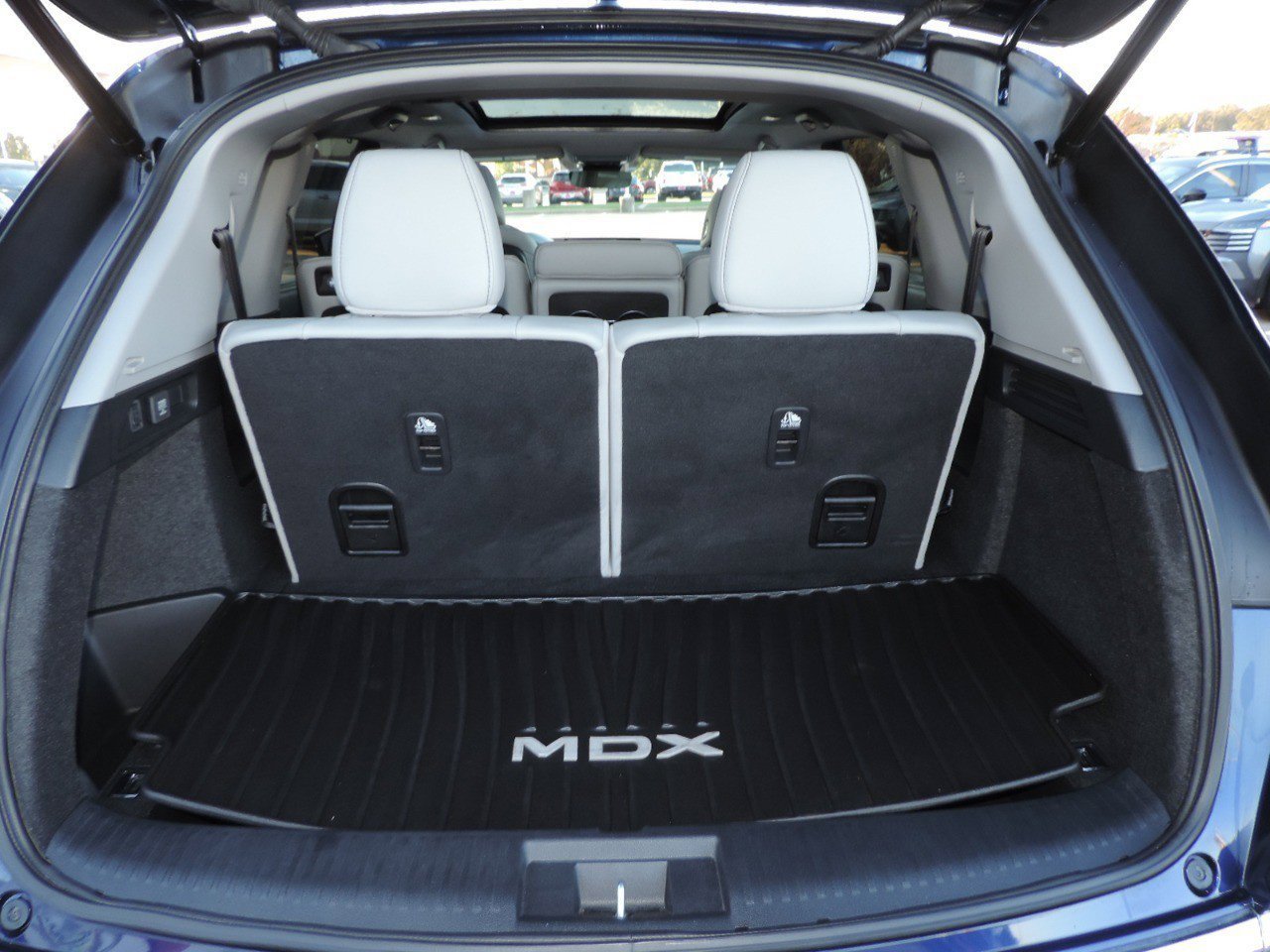 Used 2024 Acura MDX w/ Technology Package AWD/4WD image 14