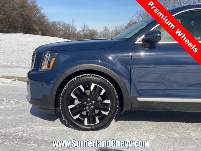 Used 2025 Kia Telluride AWD image 10