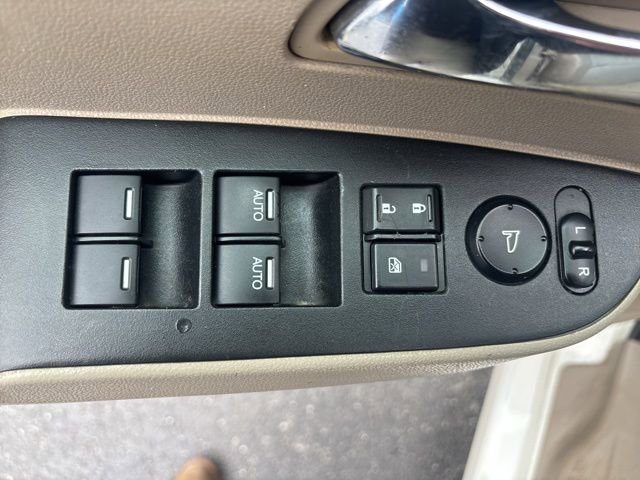 Used 2015 Honda Odyssey Touring Elite image 43