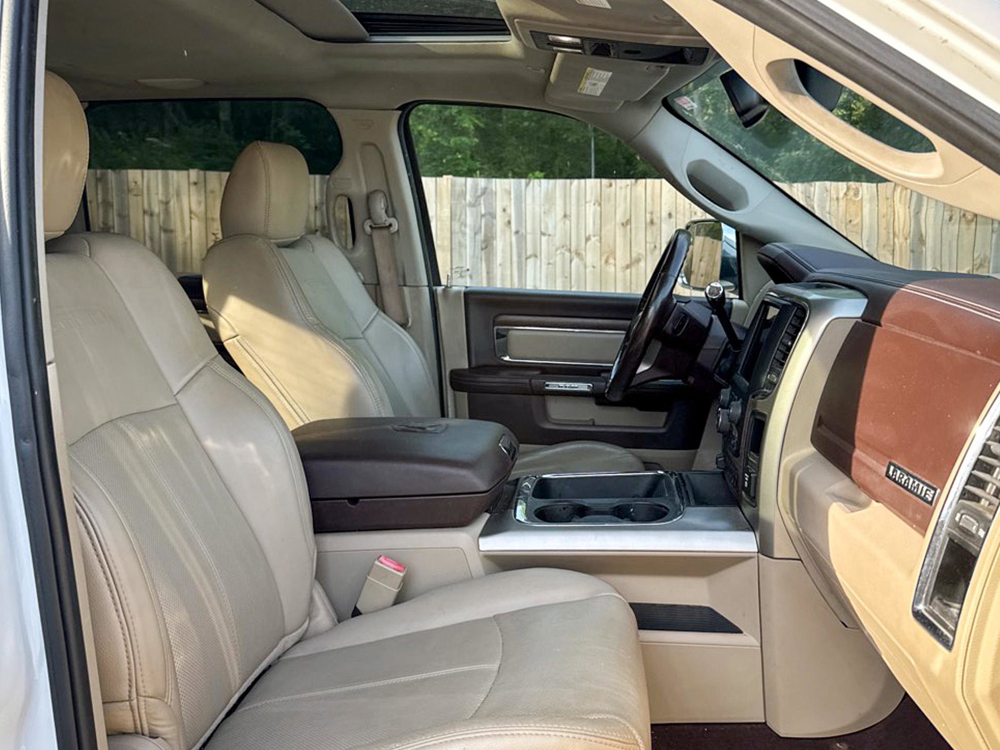 Used 2018 RAM 2500 Laramie image 28