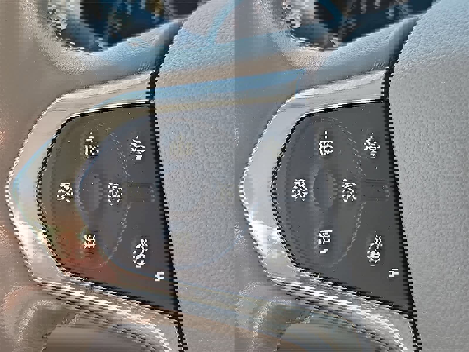 Used 2019 Chevrolet Traverse Premier image 28