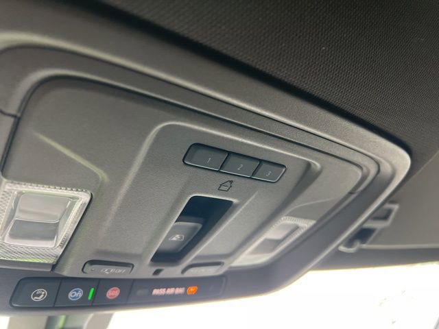 Used 2023 GMC Sierra 2500 SLT image 21