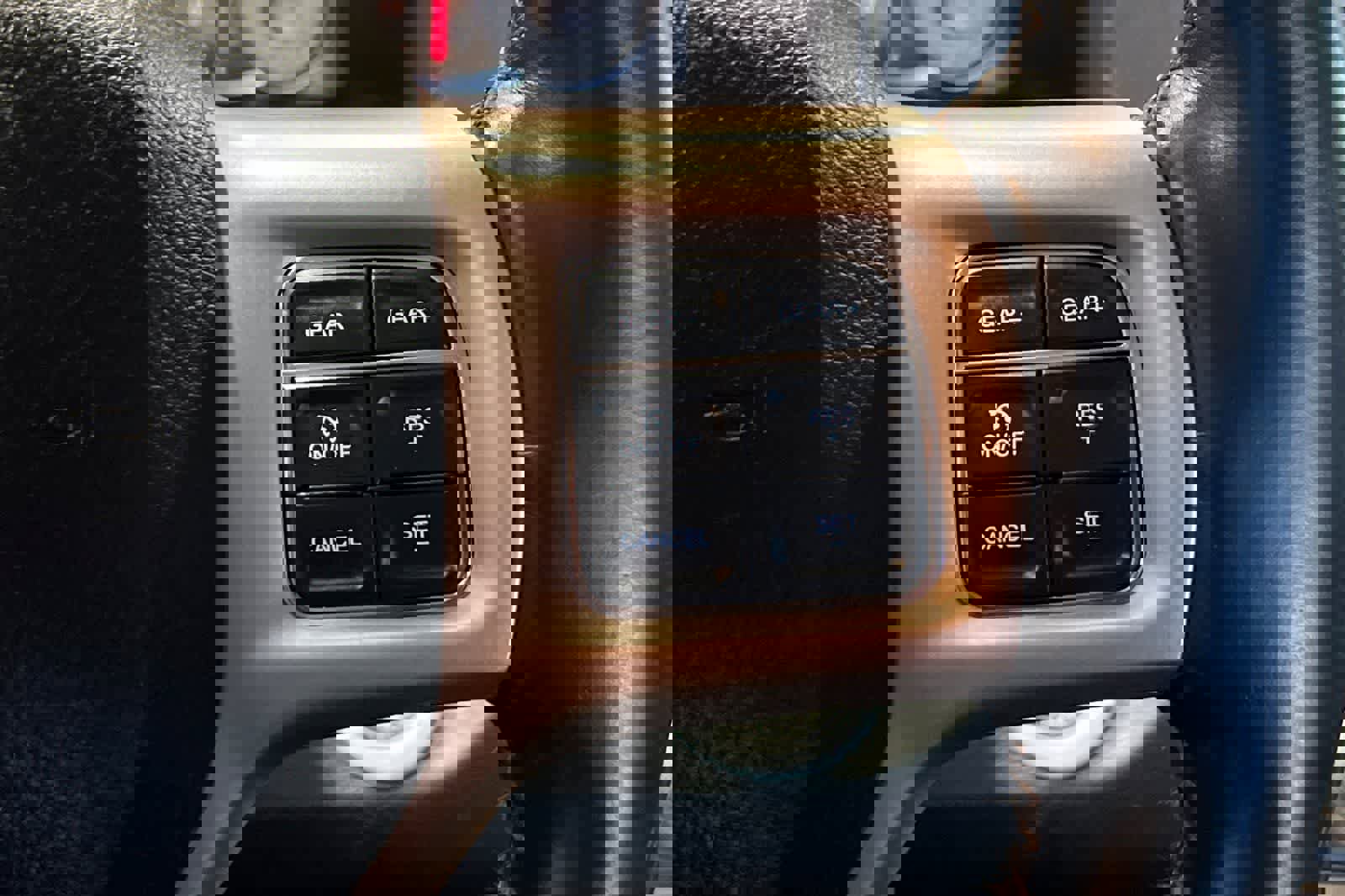 Used 2017 RAM 1500 Laramie Longhorn image 29