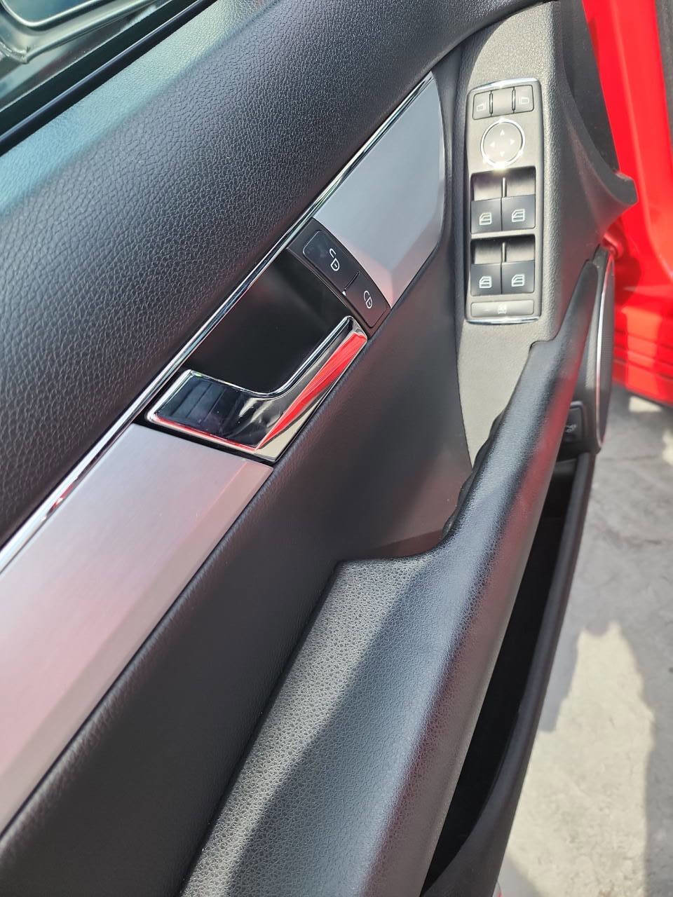 Used 2008 Mercedes-Benz C 300 Sedan image 28