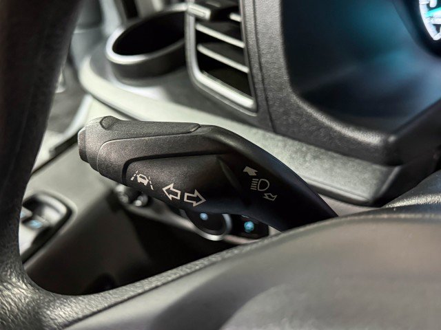 Used 2020 Ford Transit 350 XLT image 24