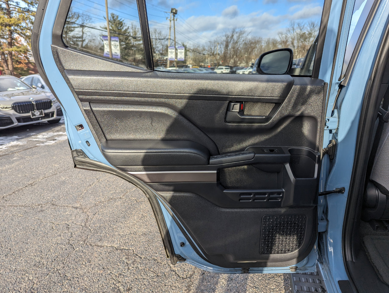 Used 2025 Toyota 4Runner TRD Off-Road image 36