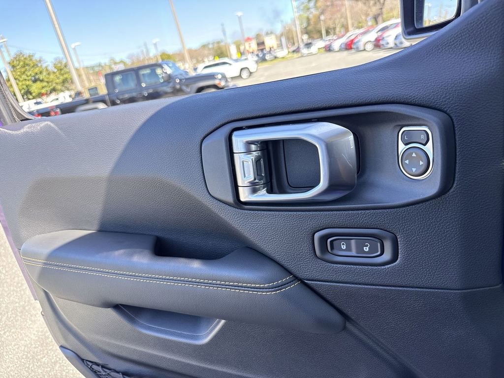 New 2026 Jeep Gladiator Sport image 12