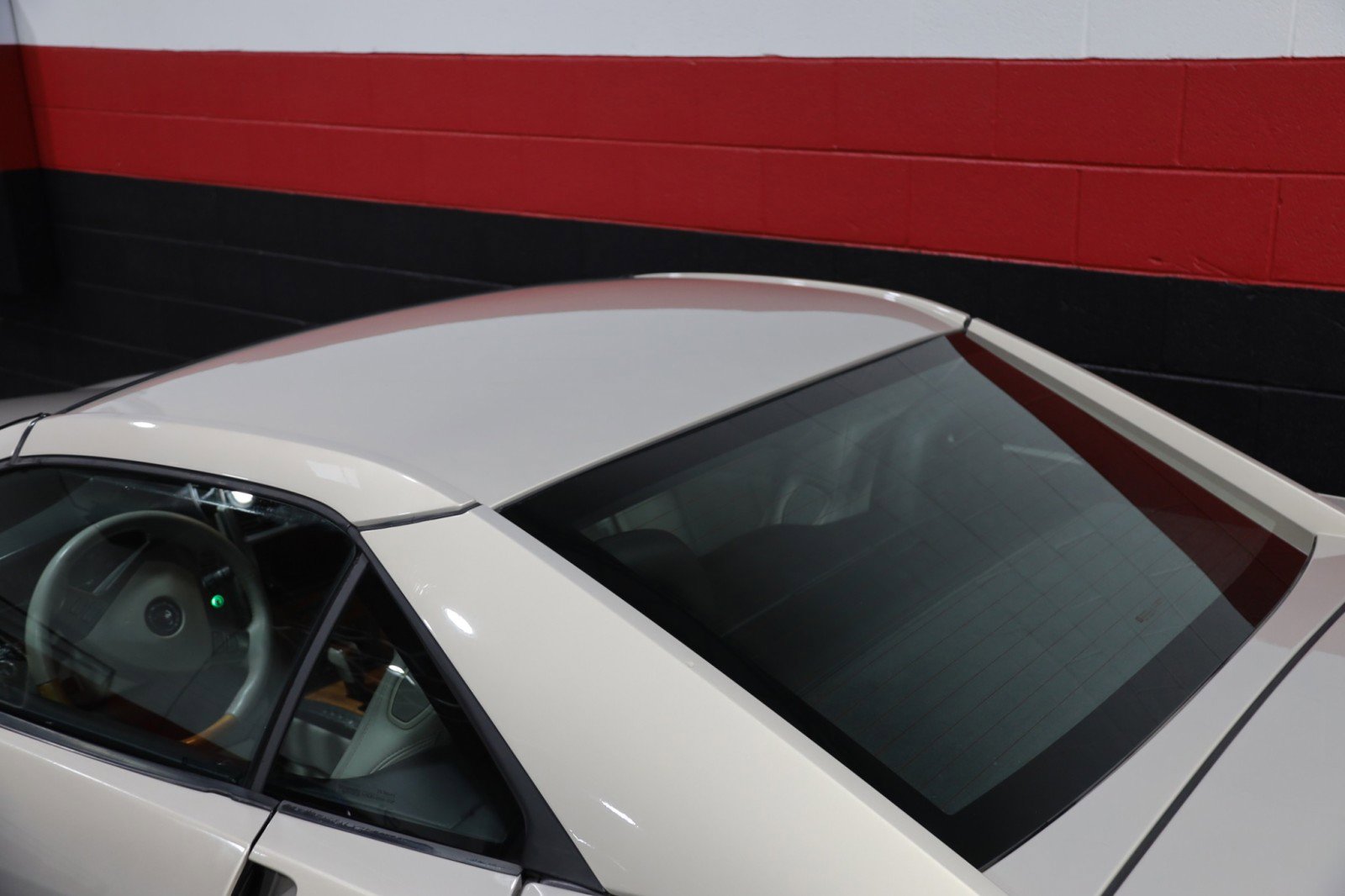 Used 2006 Cadillac XLR 2dr Convertible image 26