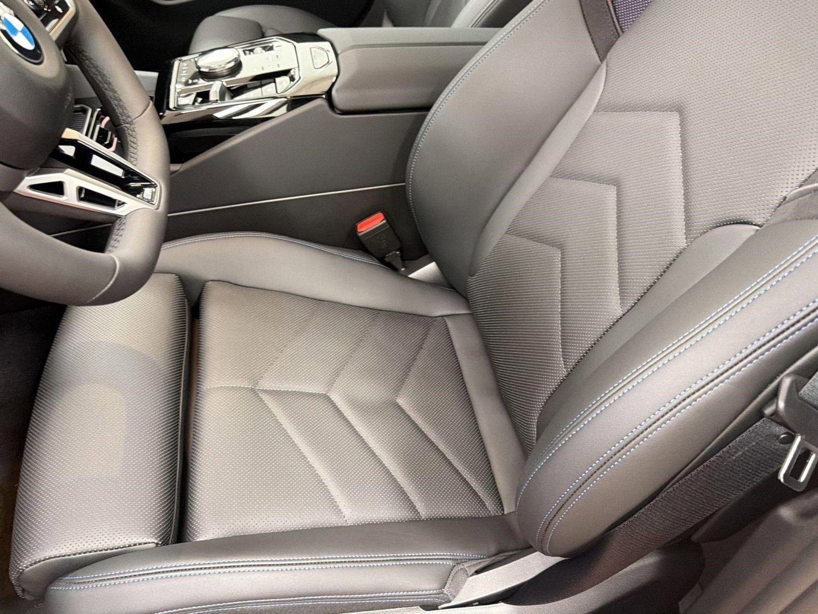 New 2026 BMW 530i xDrive w/ M Sport Package AWD/4WD image 20