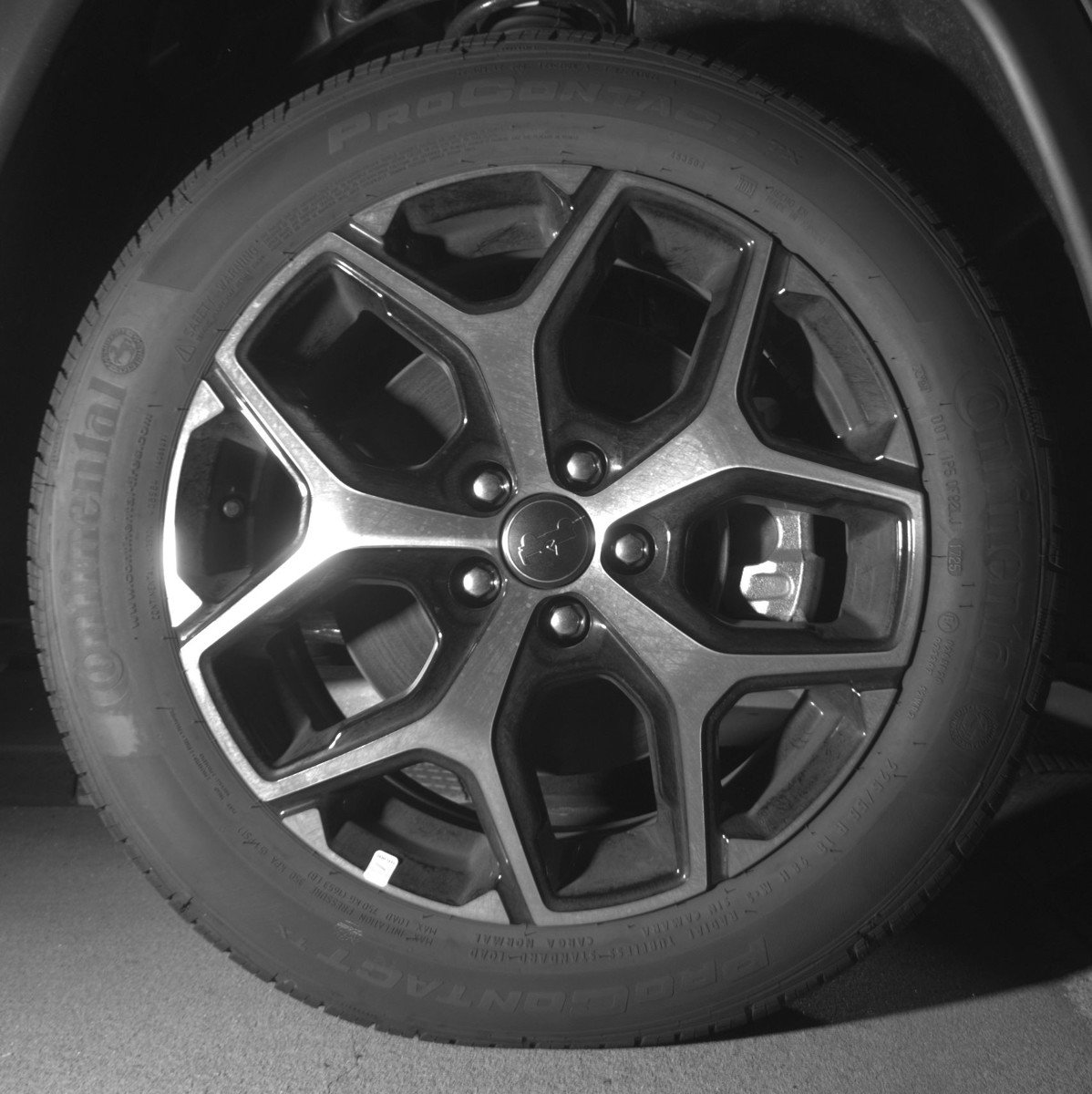 Used 2025 Jeep Compass Limited image 13