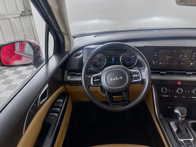 Used 2023 Kia Carnival LX image 21