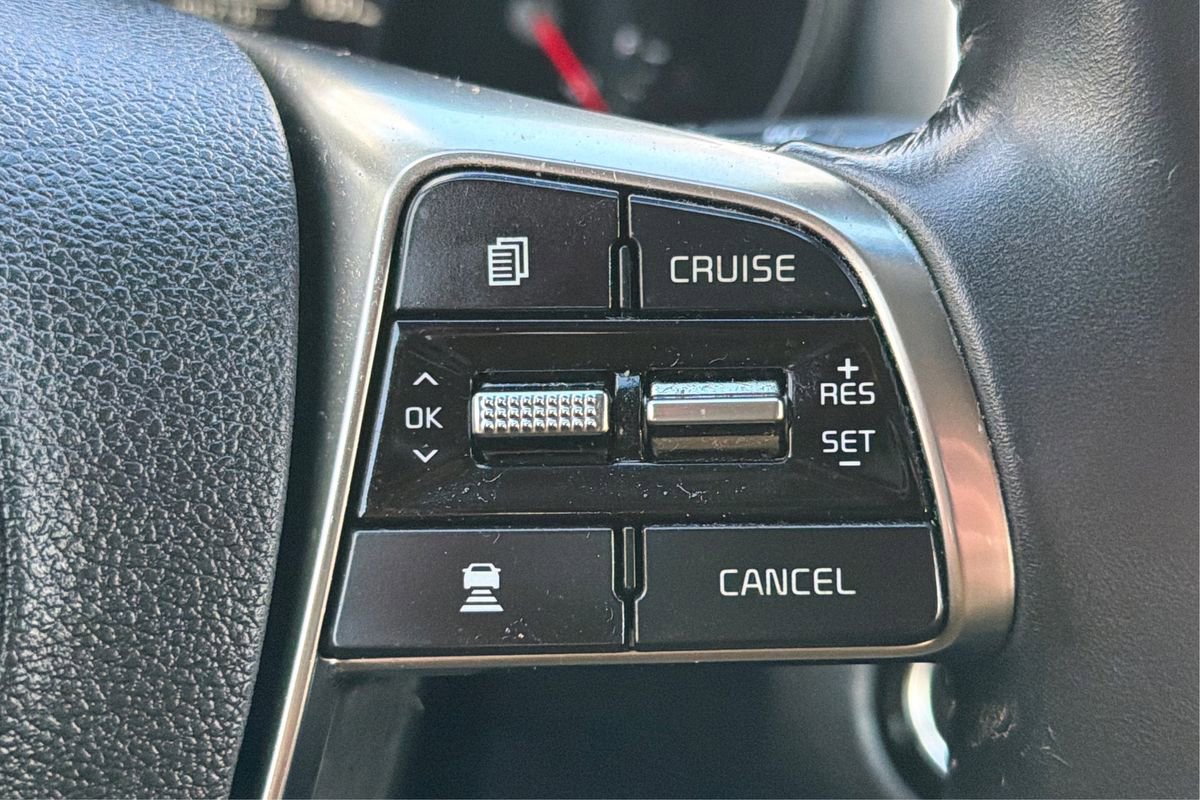 Used 2019 Kia Sorento EX image 34