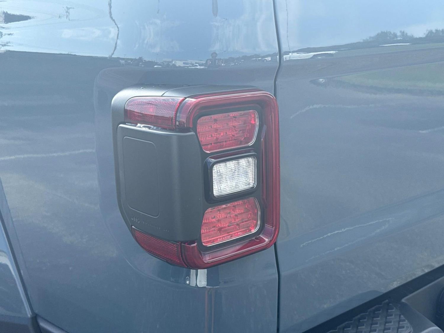 New 2025 Jeep Gladiator Sport AWD/4WD image 12