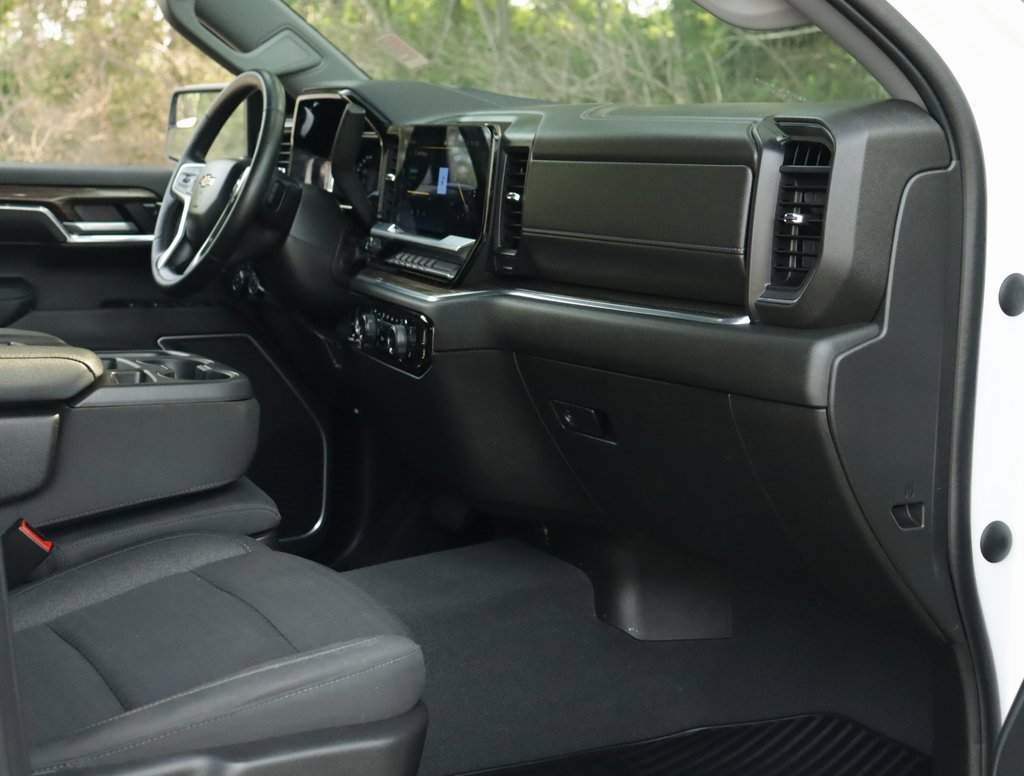 Used 2023 Chevrolet Silverado 1500 LT image 31