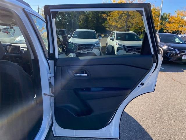 New 2026 Nissan Rogue SV image 23