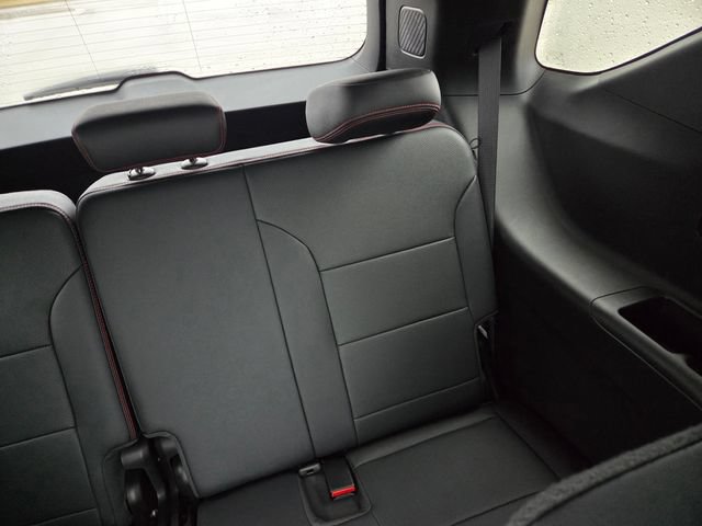 Used 2024 Chevrolet Traverse RS w/ LPO, Floor Liner Package AWD/4WD image 62