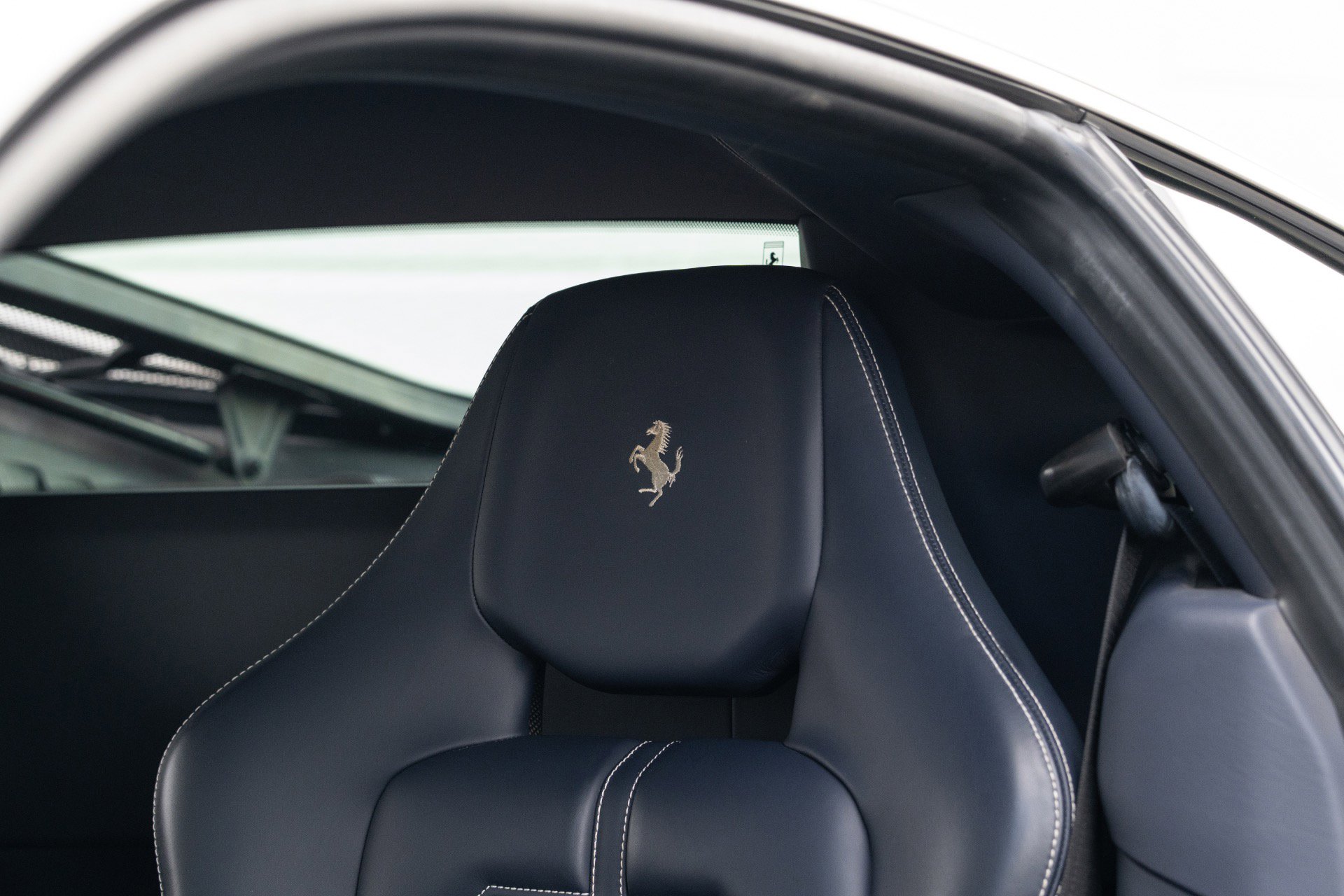 Used 2016 Ferrari 488 GTB image 42