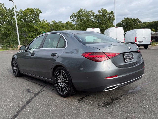 Used 2022 Mercedes-Benz C 300 4MATIC Sedan image 4