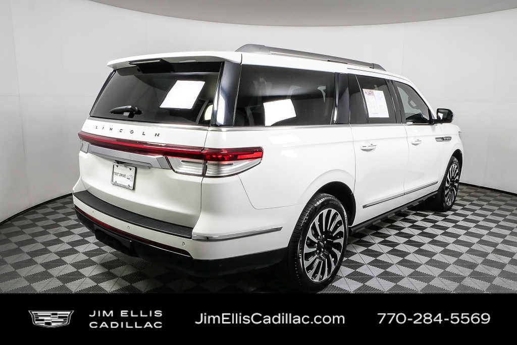Used 2024 Lincoln Navigator L Black Label image 3