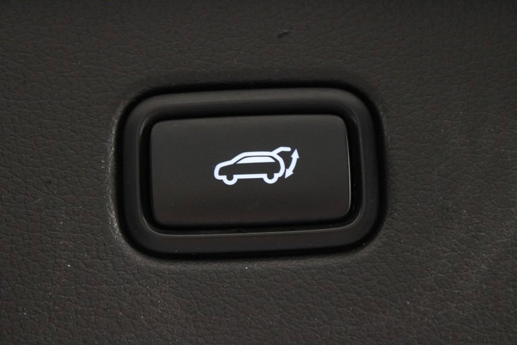 Used 2023 Hyundai Palisade Calligraphy image 17