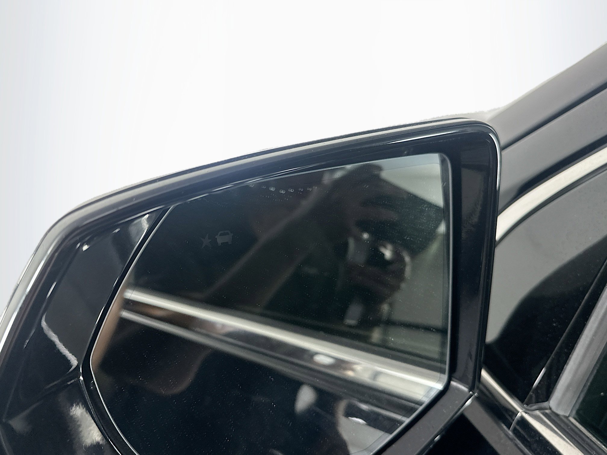 Used 2021 GMC Yukon XL Denali w/ Advanced Technology Package image 16