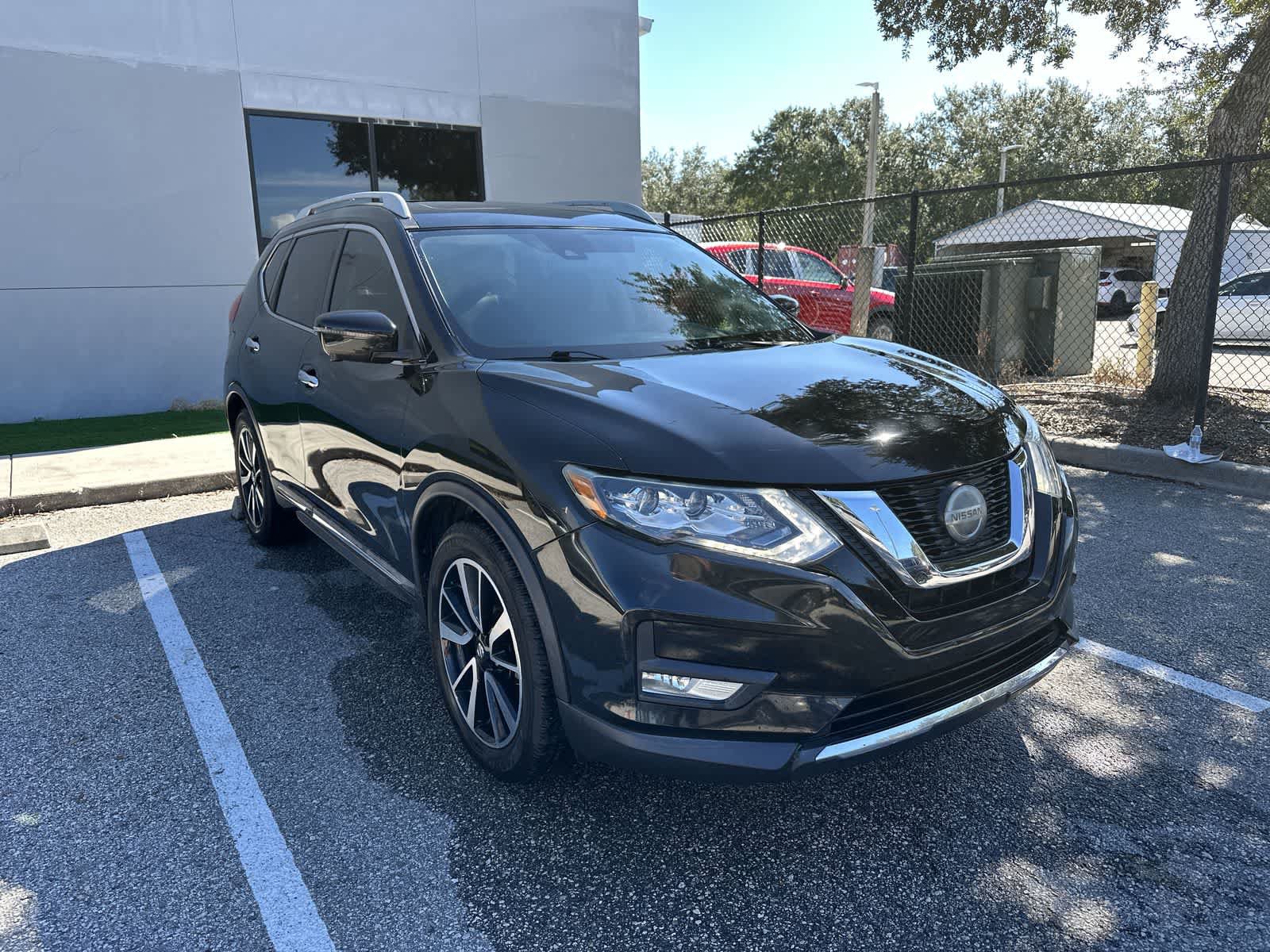 Used 2020 Nissan Rogue SL w/ Premium Package FWD image 11