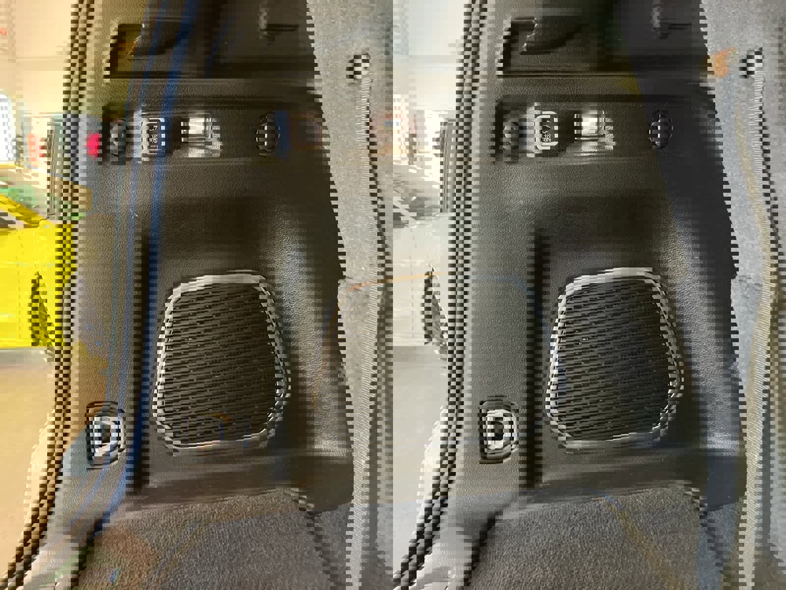 Used 2022 Jeep Grand Cherokee L Limited w/ Luxury Tech Group II image 35