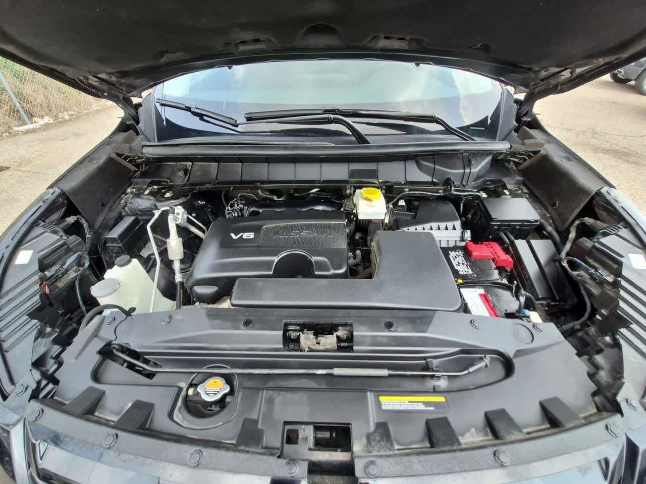 Used 2022 Nissan Pathfinder SL w/ SL Black Package AWD/4WD image 14